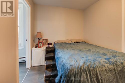 21 Sugarloaf Street, Port Colborne, ON - Indoor Photo Showing Bedroom