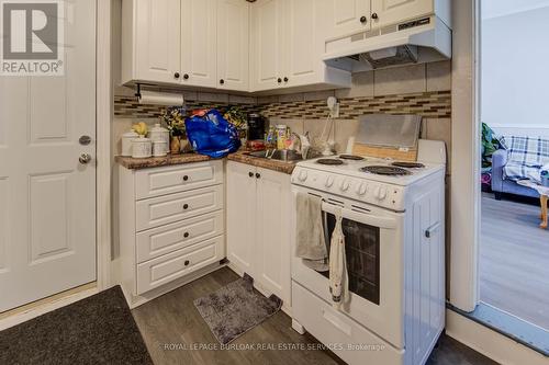 21 Sugarloaf Street, Port Colborne, ON - Indoor Photo Showing Kitchen