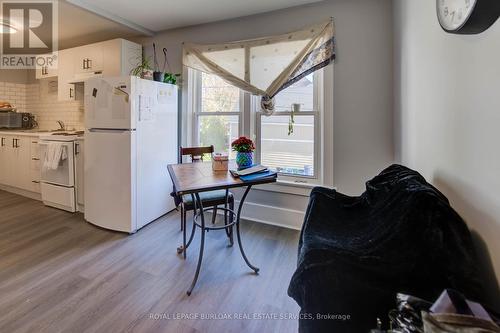 21 Sugarloaf Street, Port Colborne, ON - Indoor Photo Showing Kitchen