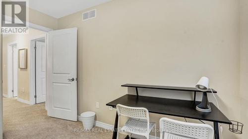 7197 Parsa Street E, Niagara Falls, ON - Indoor Photo Showing Other Room