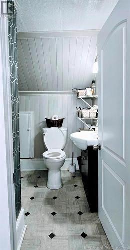 5 Wallace Cove Road, Blacks Harbour, NB - Indoor Photo Showing Bathroom