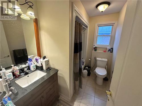 1218 Leonard Street, Cornwall, ON - Indoor Photo Showing Bathroom