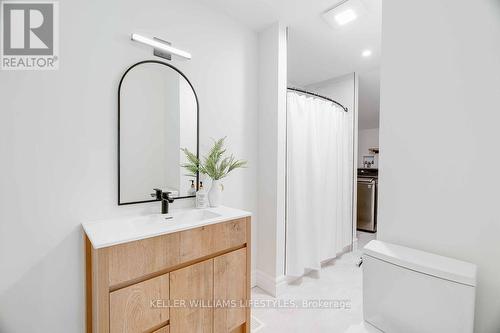 22384 Pratt Siding Road, Southwest Middlesex, ON - Indoor Photo Showing Bathroom