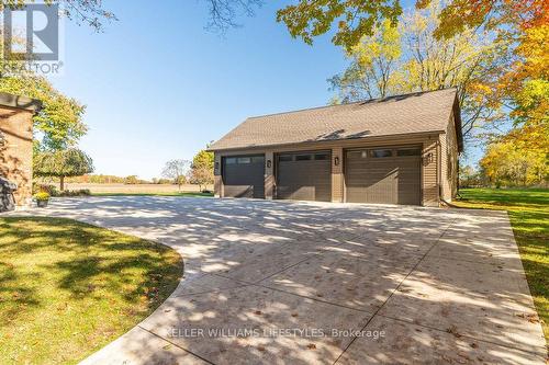 22384 Pratt Siding Road, Southwest Middlesex, ON - Outdoor