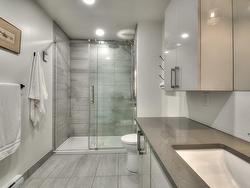 Ensuite bathroom - 