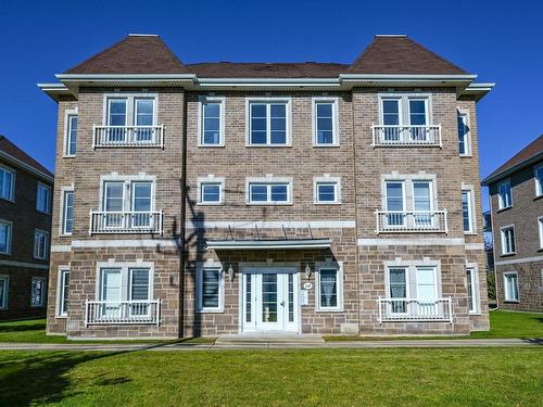 Exterior - 5-549 Boul. St-Luc, Saint-Jean-Sur-Richelieu, QC - Outdoor With Facade