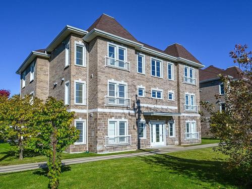 Exterior - 5-549 Boul. St-Luc, Saint-Jean-Sur-Richelieu, QC - Outdoor With Facade