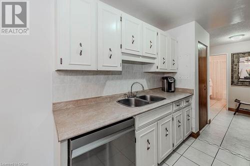 234 Willow Road Unit# 307, Guelph, ON - Indoor Photo Showing Kitchen With Double Sink