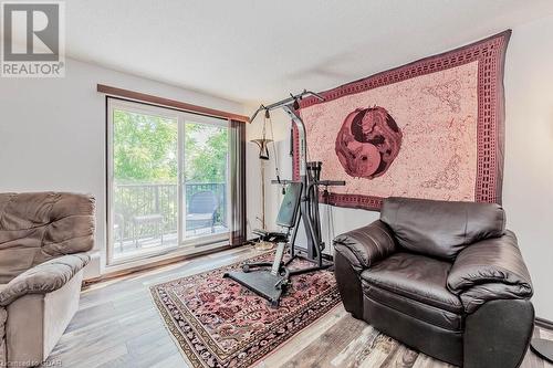 234 Willow Road Unit# 307, Guelph, ON - Indoor Photo Showing Living Room