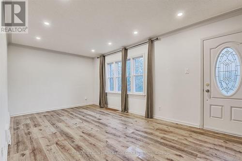 7 Calderon Crescent, Toronto, ON - Indoor Photo Showing Other Room