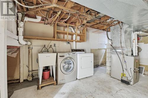 7 Calderon Crescent, Toronto, ON - Indoor Photo Showing Laundry Room