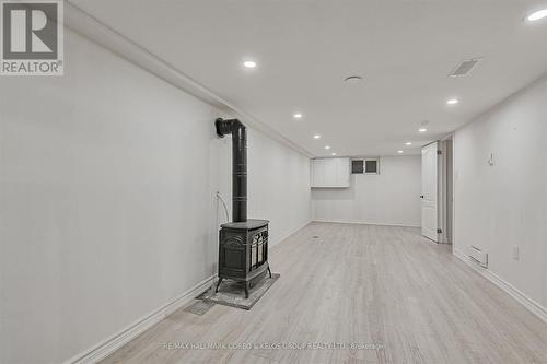 7 Calderon Crescent, Toronto, ON - Indoor Photo Showing Other Room