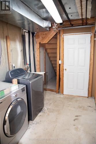 1945 Pine Grove Avenue, Pickering, ON - Indoor Photo Showing Laundry Room