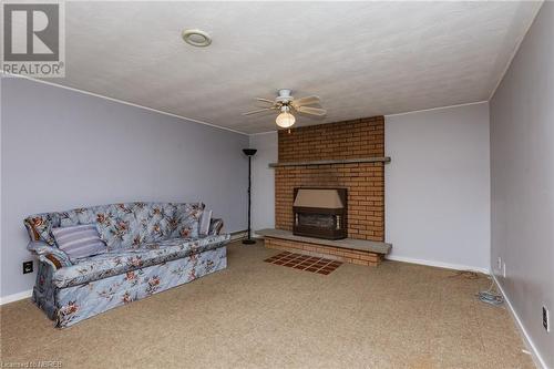 124 Clara Court, North Bay, ON - Indoor Photo Showing Living Room With Fireplace