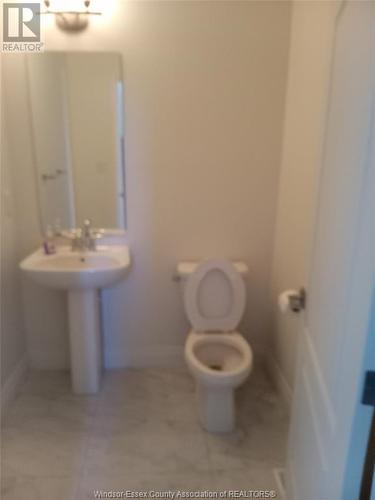 129 Whelan, Amherstburg, ON - Indoor Photo Showing Bathroom