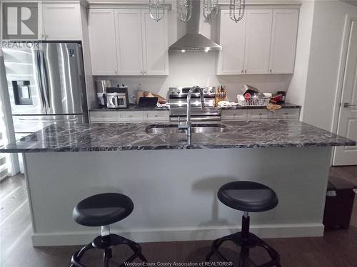 129 Whelan, Amherstburg, ON - Indoor Photo Showing Kitchen With Upgraded Kitchen