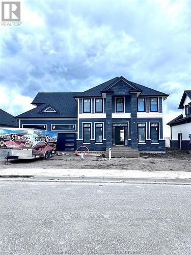 1933 Villa Canal Drive, Kingsville, ON - Outdoor With Facade