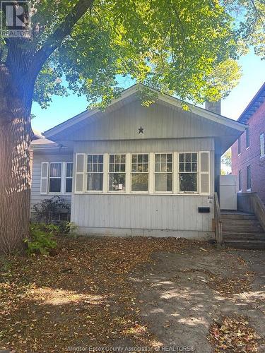 220 Mcewan, Windsor, ON - Outdoor