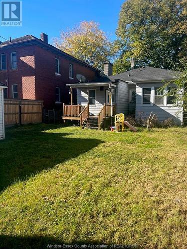 220 Mcewan, Windsor, ON - Outdoor