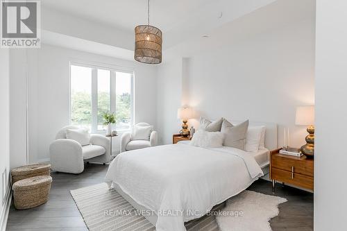 212 - 1 Hume Street, Collingwood, ON - Indoor Photo Showing Bedroom