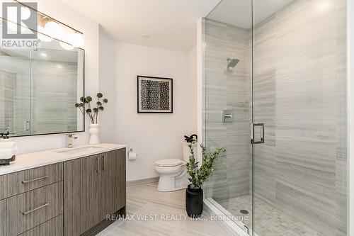 212 - 1 Hume Street, Collingwood, ON - Indoor Photo Showing Bathroom