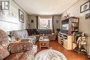 632 First Avenue, Pembroke, ON  - Indoor Photo Showing Living Room 