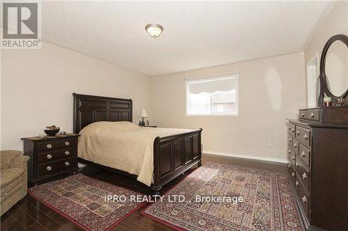 5458 Longford Drive, Mississauga, ON - Indoor Photo Showing Bedroom