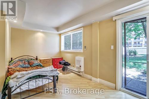 64 - 6780 Formentera Avenue, Mississauga, ON - Indoor Photo Showing Bedroom