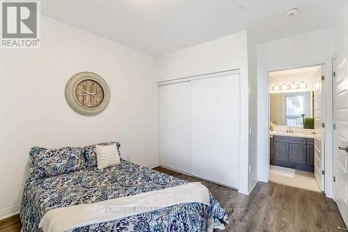 429 - 95 Dundas Street E, Oakville, ON - Indoor Photo Showing Bedroom