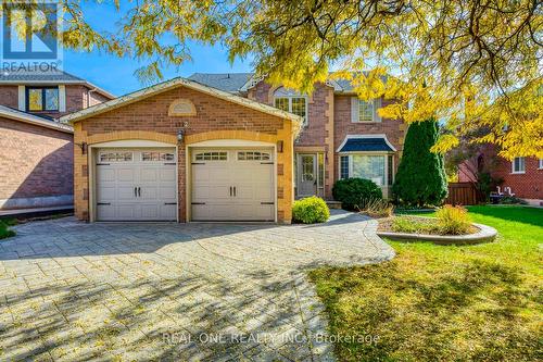 1312 Fieldcrest Lane, Oakville, ON - Outdoor