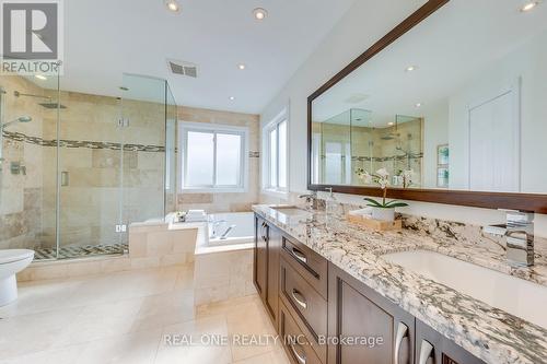 1312 Fieldcrest Lane, Oakville, ON - Indoor Photo Showing Bathroom