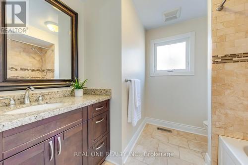 1312 Fieldcrest Lane, Oakville, ON - Indoor Photo Showing Bathroom