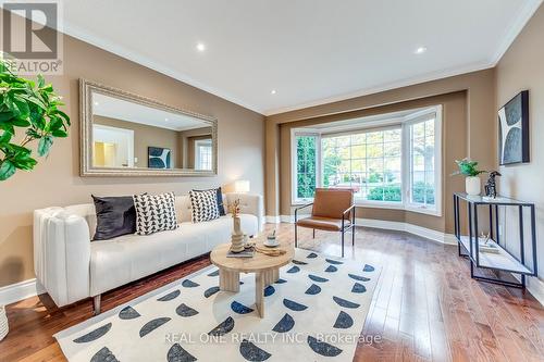 1312 Fieldcrest Lane, Oakville, ON - Indoor Photo Showing Living Room