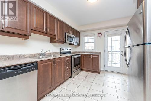 85 - 1000 Asleton Boulevard, Milton, ON - Indoor Photo Showing Kitchen With Double Sink