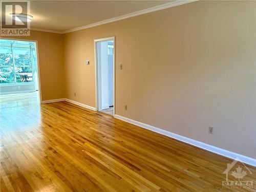 1993 Naples Avenue, Ottawa, ON - Indoor Photo Showing Other Room