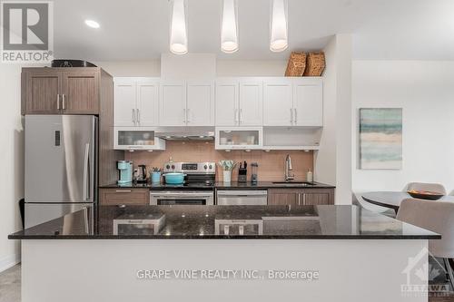 1103 - 200 Inlet, Ottawa, ON - Indoor Photo Showing Kitchen