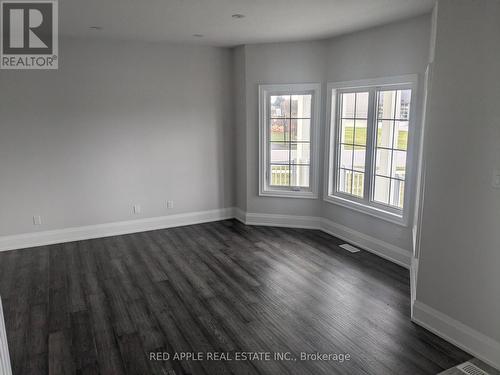 3 Beverly Street, Springwater, ON - Indoor Photo Showing Other Room