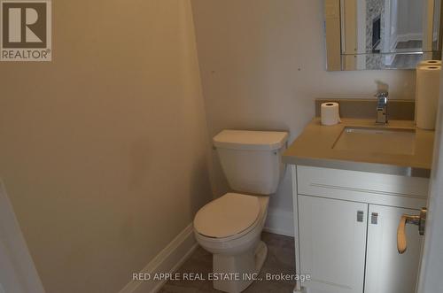 3 Beverly Street, Springwater, ON - Indoor Photo Showing Bathroom