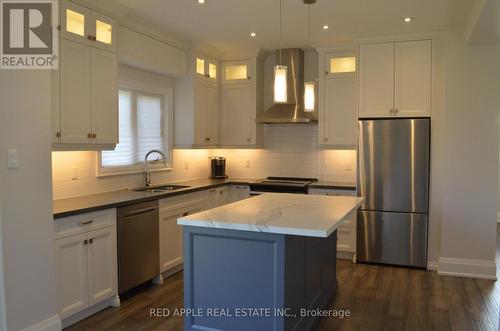 3 Beverly Street, Springwater, ON - Indoor Photo Showing Kitchen With Stainless Steel Kitchen With Upgraded Kitchen