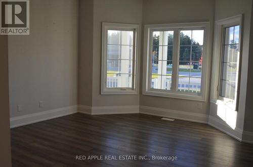 3 Beverly Street, Springwater, ON - Indoor Photo Showing Other Room