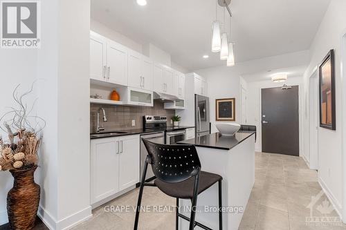 1404 - 200 Inlet, Ottawa, ON - Indoor Photo Showing Kitchen With Upgraded Kitchen