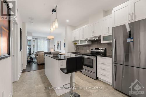 1404 - 200 Inlet, Ottawa, ON - Indoor Photo Showing Kitchen With Upgraded Kitchen