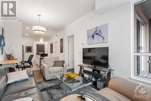 1404 - 200 Inlet, Ottawa, ON - Indoor Photo Showing Living Room