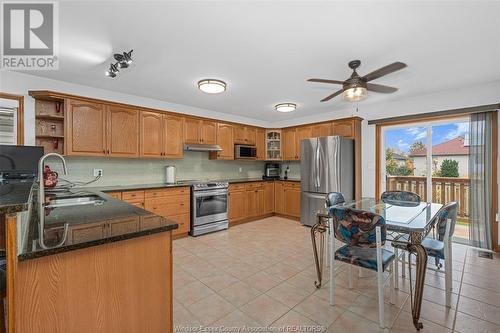 4272 Patrick Avenue, Windsor, ON - Indoor Photo Showing Kitchen