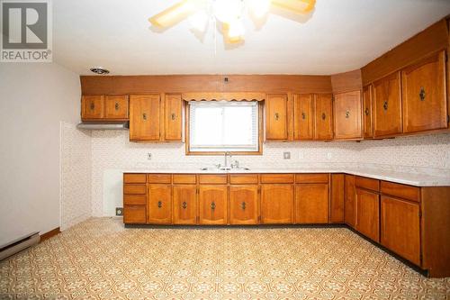 168 Prentice Ave, Sault Ste. Marie, ON - Indoor Photo Showing Kitchen