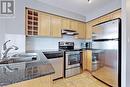 2811 - 210 Victoria Street, Toronto, ON  - Indoor Photo Showing Kitchen 