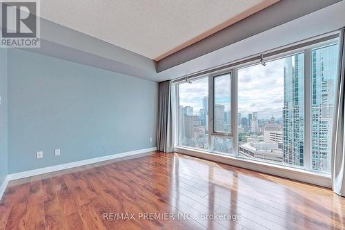 2811 - 210 Victoria Street, Toronto, ON - Indoor Photo Showing Other Room