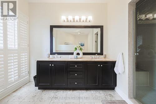 209C Randolph Road, Toronto, ON - Indoor Photo Showing Bathroom