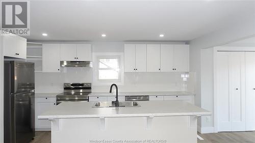 131 Alma Unit# A & B, Amherstburg, ON - Indoor Photo Showing Kitchen