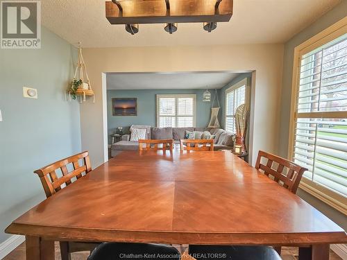 56 Collegiate Drive, Chatham, ON - Indoor Photo Showing Dining Room